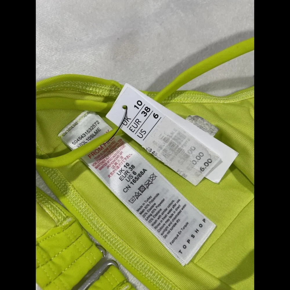NWT $30 TOPSHOP‎ Ring Detail Triangle Bikini Top In Lime Green [SZ 6 US ]